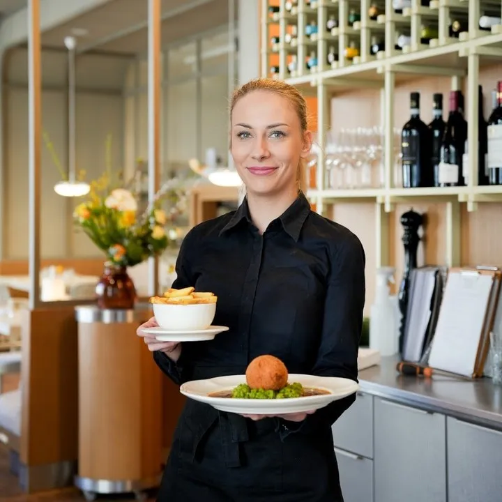 🐣 ÖFFNUNGSZEITEN AN OSTERN 🐣 Wir freuen uns auf euch an den Feiertagen!