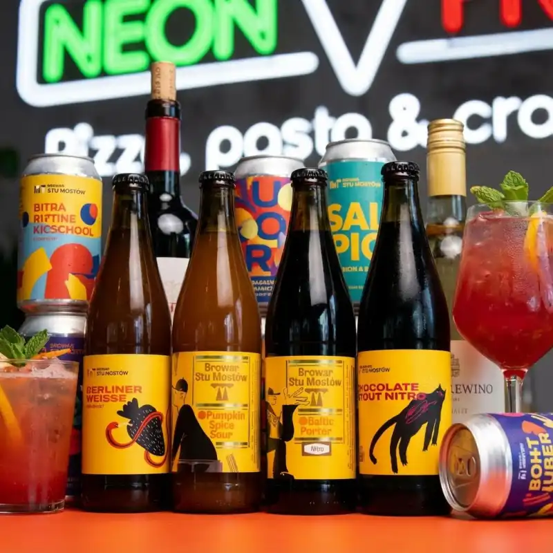 Menu Zimowe w Neon Praga! Grzane wino 18 zł, grzane piwo 12 zł. Rozgrzej się u nas!